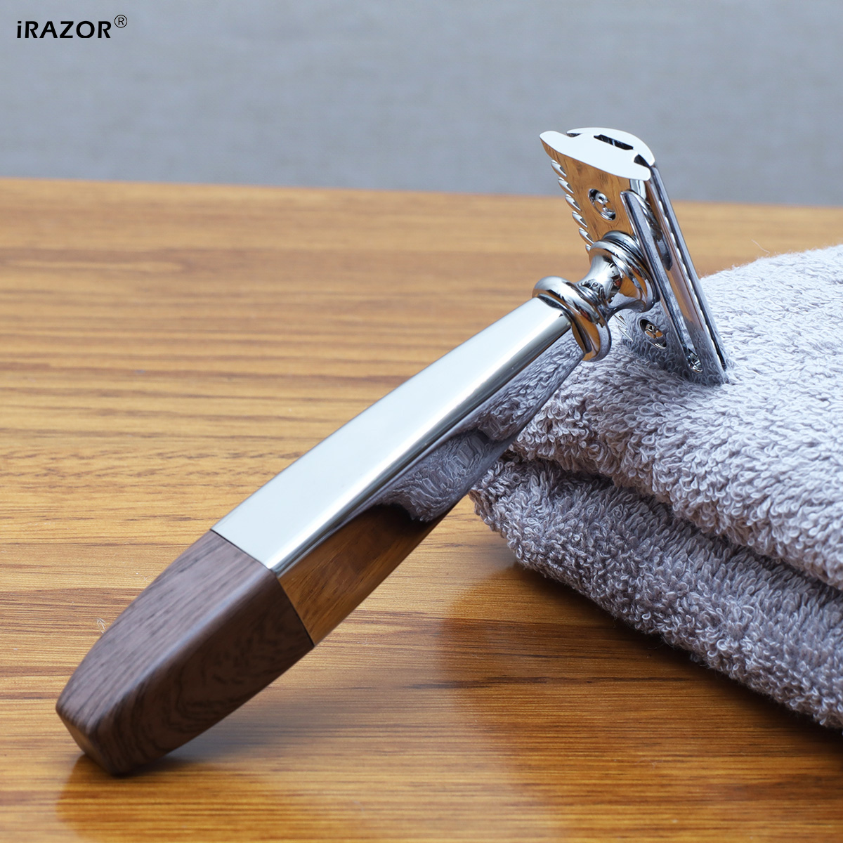 iRAZOR Classic Men's Safety Ra - đánh giá và giá Men'S Grooming Underarm
